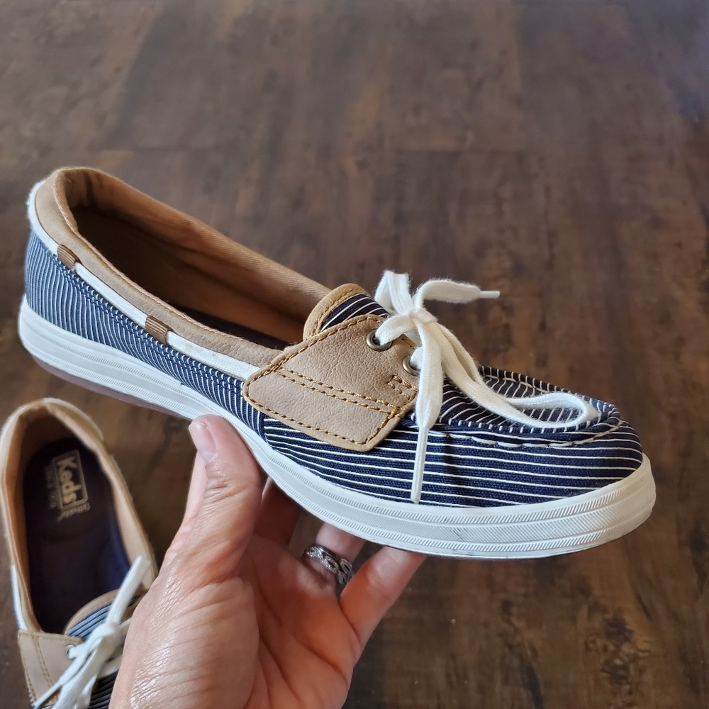 Keds  Women Glimmer Lace Up Ortholite Boat Shoes Navy and Tan Nautical Size 7 US - Picture 6 of 8